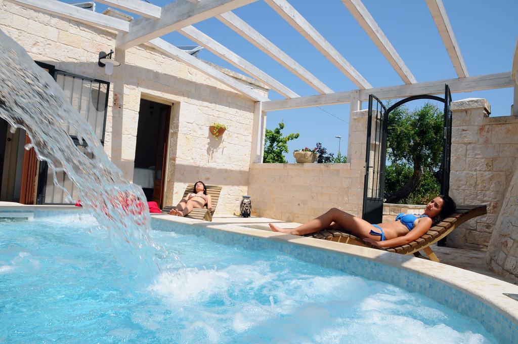 Micele Holiday Houses Locorotondo Extérieur photo