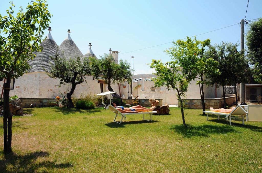 Micele Holiday Houses Locorotondo Extérieur photo